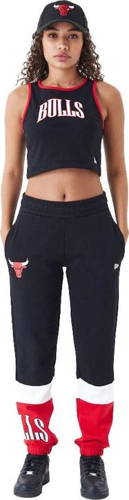 Actual product image New Era Ladies Crop Tank Top Chicago Bulls noir (S)