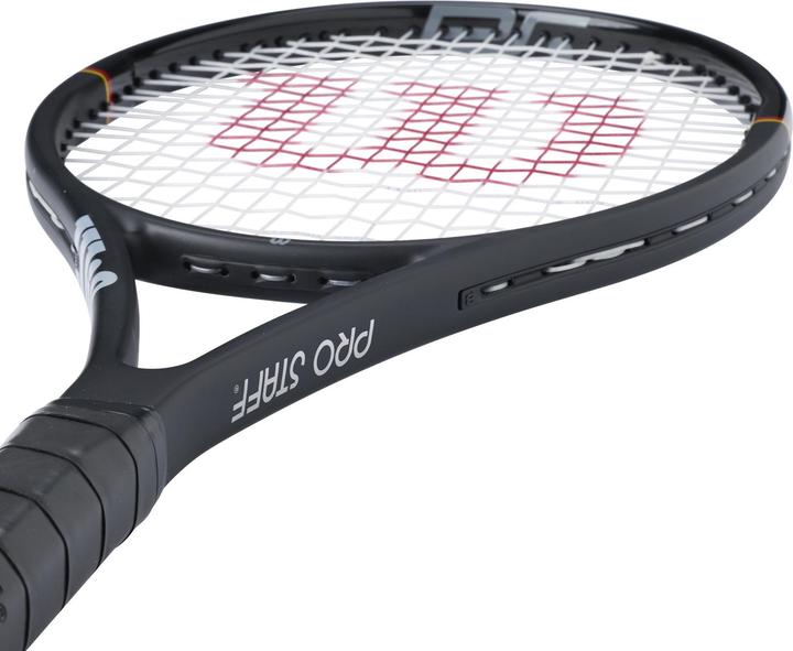 Actual product image Wilson Pro Staff Team Classic (2, 280 g)