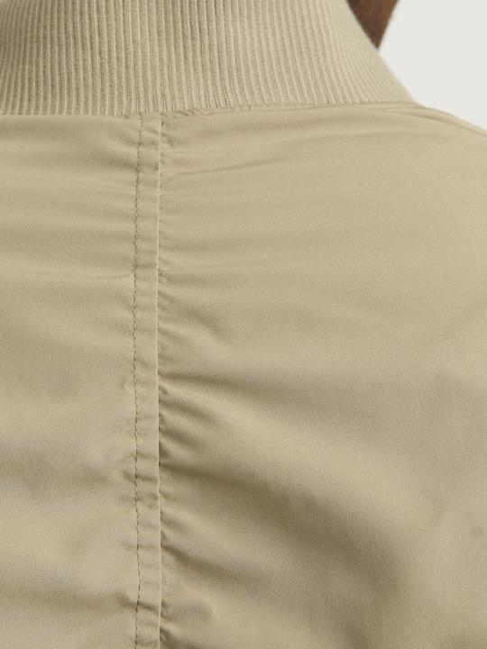 Produktbild Jack & Jones Jcokinetic Soft Utility Bomber Ln (L)