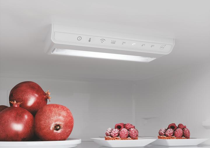 Actual product image Candy Fridge-freezer combination CCE4T618ES (341 l)