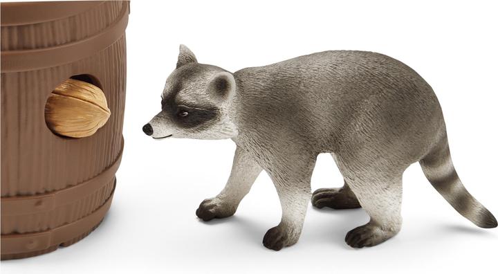 Actual product image Schleich Fun around the nut