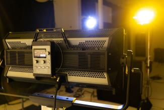 Actual product image Aputure Nova P600c (Surface luminaire)