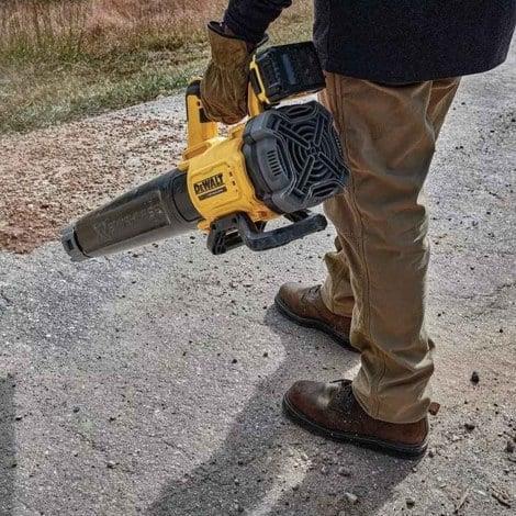 Produktbild DeWalt DCMBL562NXJ (Akkubetrieb, Laubbläser)