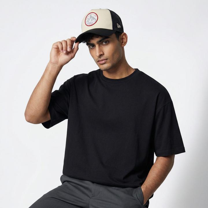 Produktbild New Era A-Frame Mesh Trucker Cap - Outdoor Patch Schwarz (One Size)