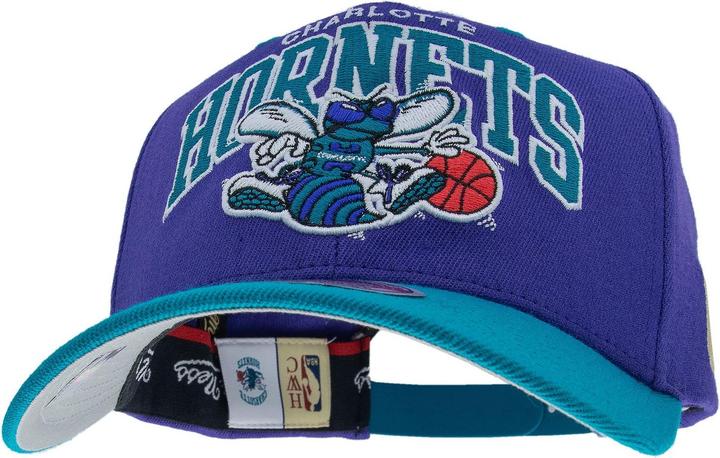 Produktbild Mitchell & Ness M&N Stretch Snapback Classic Red Cap - Charlotte Hornets (One Size)