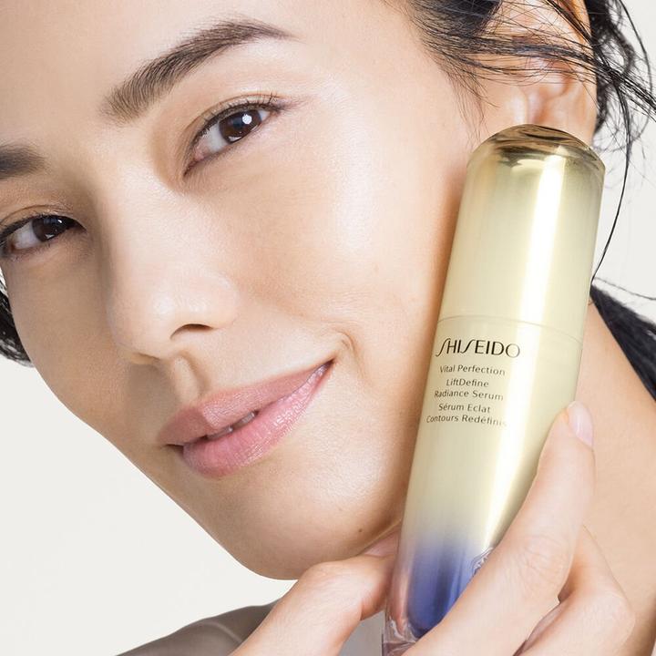 Actual product image Shiseido Liftdefine Radian Serum (80 ml)