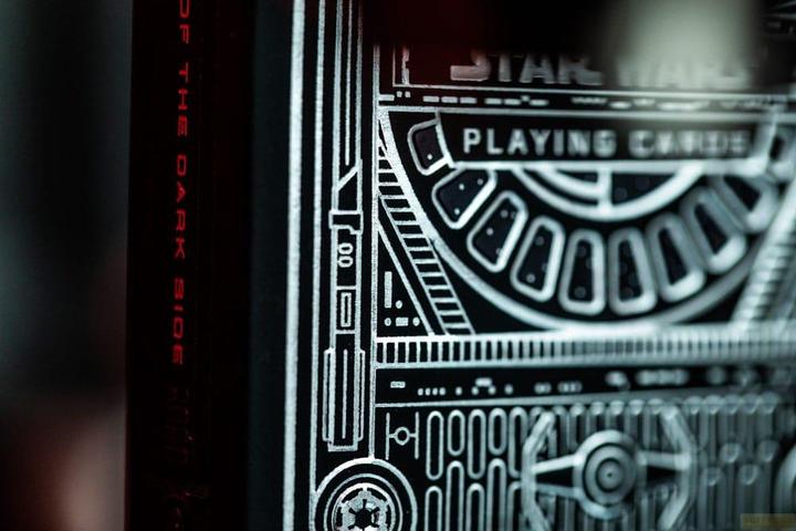 Immagine prodotto Bicycle Star Wars Spielkarten Silver Edition Dark Side (Inglese)