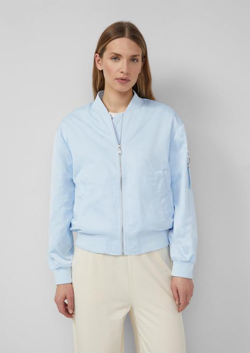 Actual product image s.Oliver Outdoor-Jacke Satin-Blouson mit Bomberkragen (44)