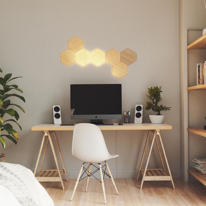 Actual product image Nanoleaf Wood (22 lm)