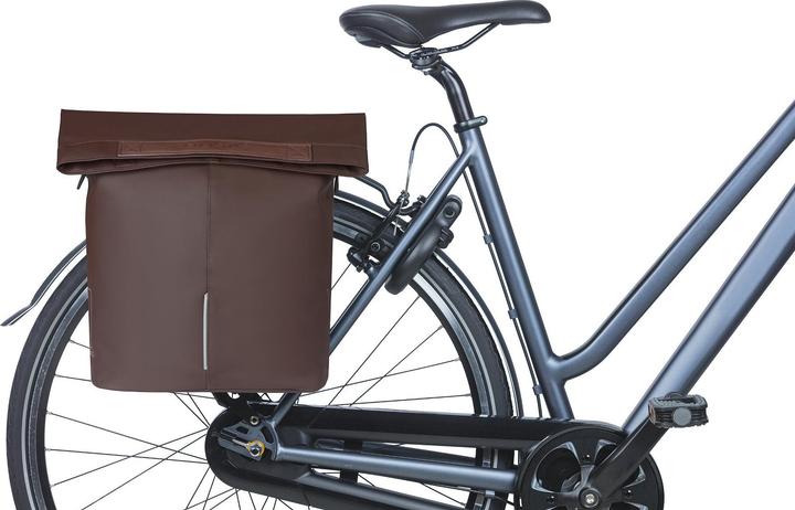 Actual product image Basil Vegan Leather (16 l, Luggage carrier bag)
