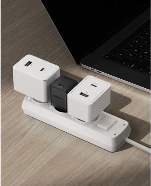 Productafbeelding Baseus - Wall Charger Palm (P10111602113-00) - Fast Charger, Type-C, PD 20W, 5V/3A - Cluster Black (20 W)