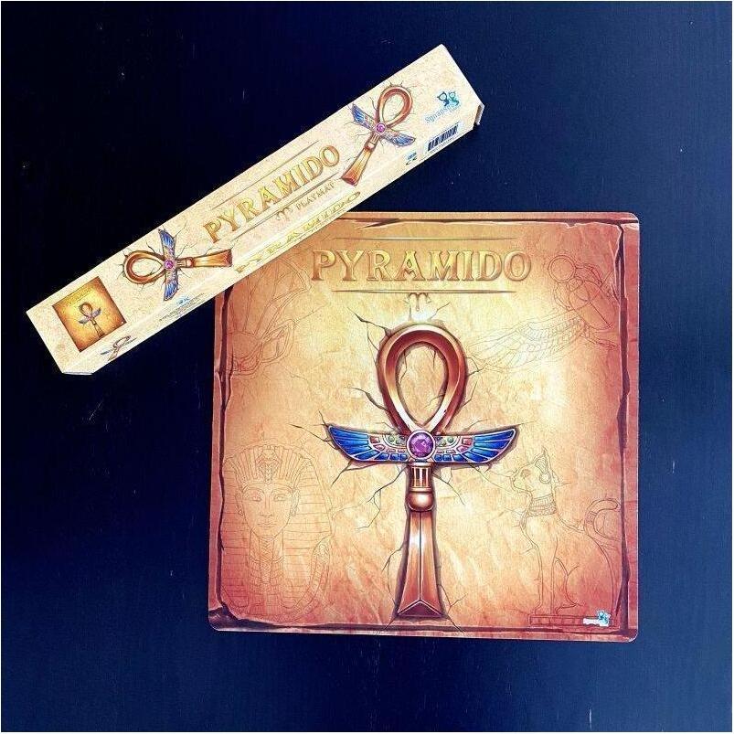 Synapses Games, Tappetino da gioco, SG030 - Tappeto da gioco Pyramido: Ankh (colore giallo-marrone)