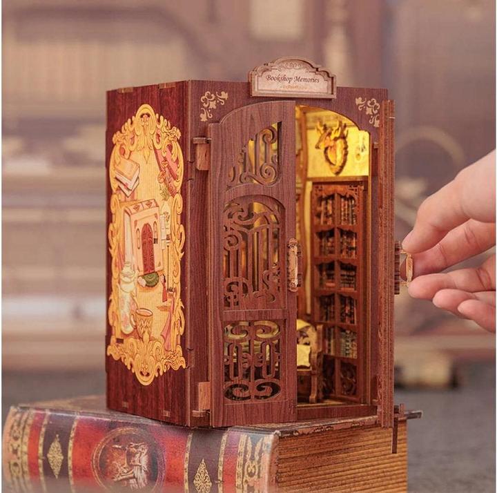 Produktbild Verborgene Bücherstube - Book Nook