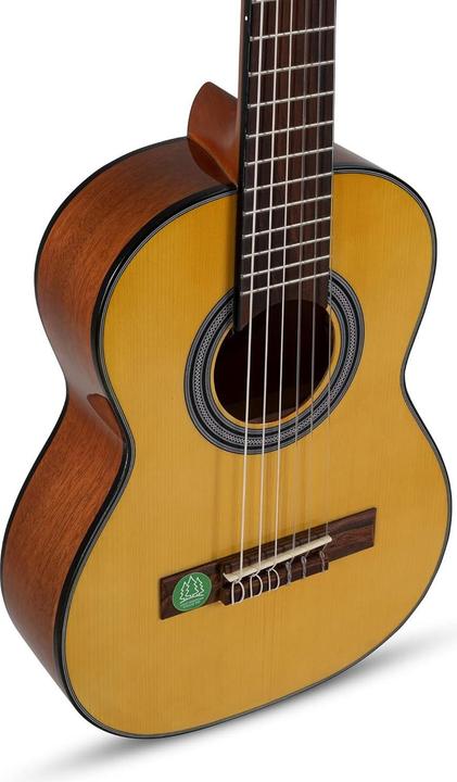 Actual product image Gewa Student Classical Guitar with Solid Top and Water-Based Finish (Classical guitar, Bridge: Teak, Fingerboard: Teak, Soil: Okoume, Top: Spruce)