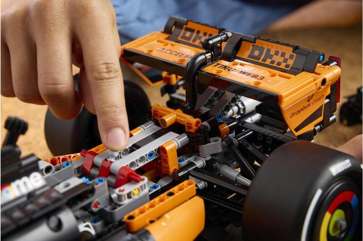 Productafbeelding LEGO McLaren MCL39 F1 racewagen (42228, LEGO Technic)