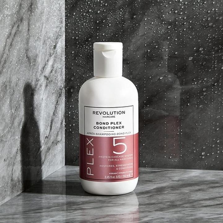 Produktbild Revolution Haircare Plex 5 (250 ml)