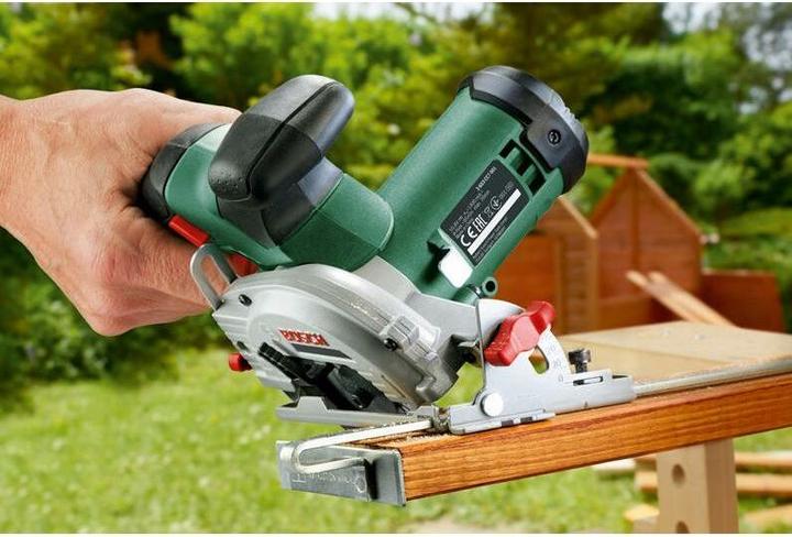 Productafbeelding Bosch Home & Garden UniversalCirc 12
