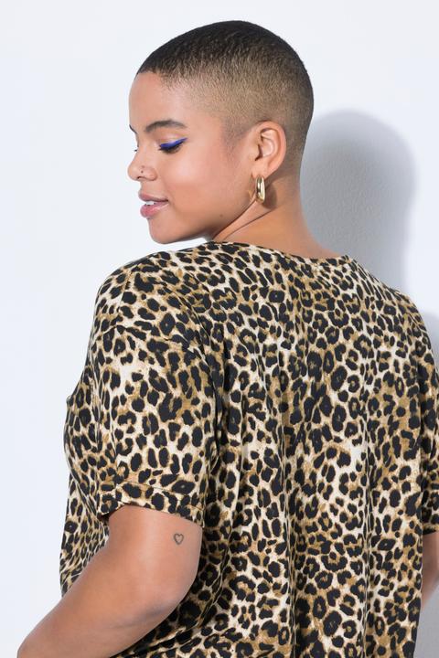 Produktbild Studio Untold T-Shirt, oversized, Leo (54)