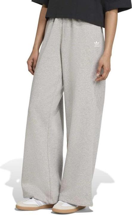 Actual product image Adidas Essential Woolie FL-Hose für Damen (M)