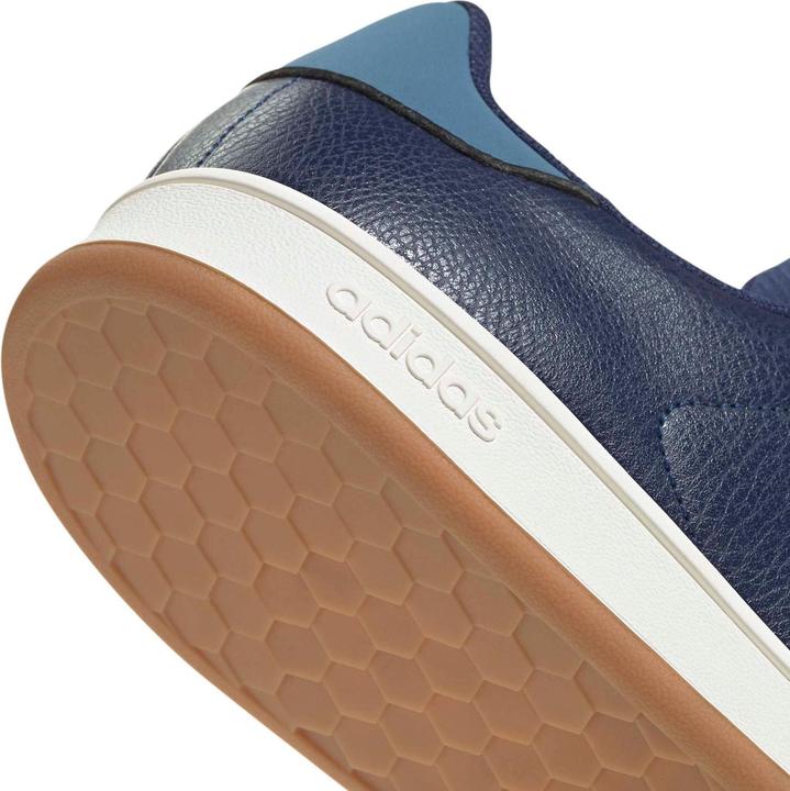 Image du produit Adidas Urban Court (44)