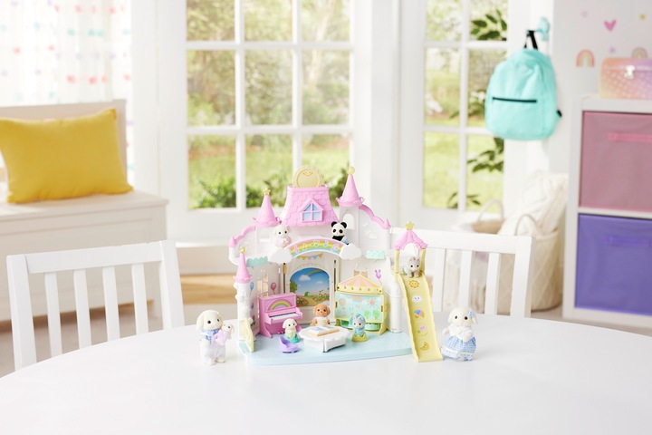Produktbild Sylvanian Families Erlebniskindergarten “Sonnenschloss”
