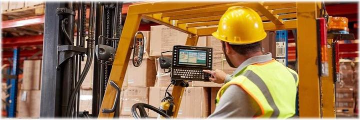 Produktbild Zebra Barcodeleser VC8300 Terminal 20,3 cm (8") 1280 x 720 Pixel Touchscreen 3,7 kg Schwarz (QR-Code, 2D-Barcodes, 1D-Barcodes)
