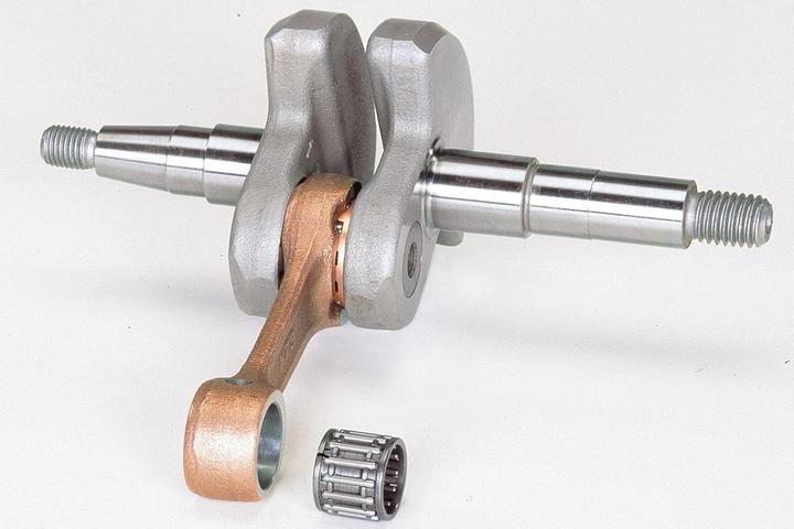 Actual product image Oleo-Mac PIŁA ŁAŃCUCHOWA BENZYNOWA GS451 / 2,9KM EGR (Petrol chain saw)