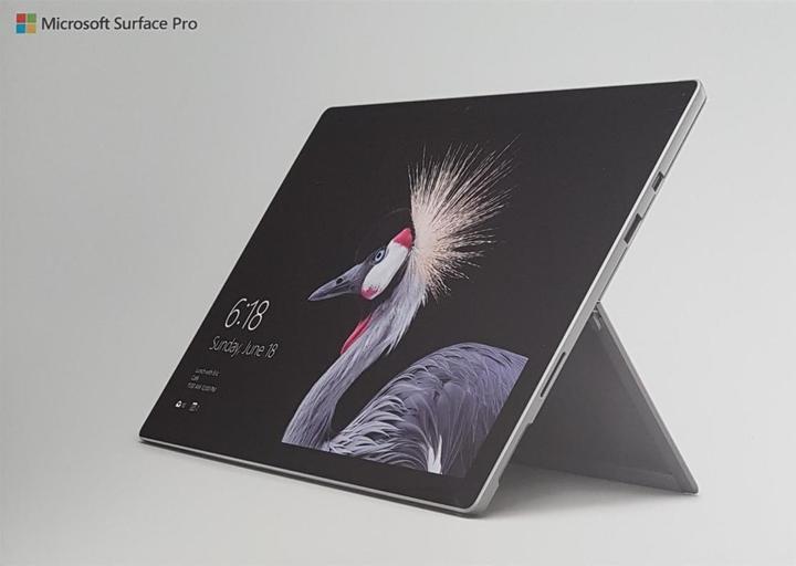 Produktbild Microsoft Surface Pro (12.30", 128 GB, 4 GB, Intel Core i5-7300U)