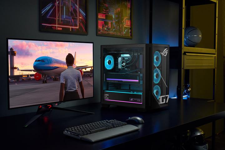 Actual product image ASUS ROG G700TF (2000 GB, 32 GB)