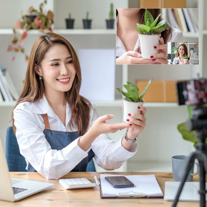 Actual product image j5Create JVU300 2K AI-Powered Webcam with Wireless Microphone and Auto-Focus, Black, 5 MP, 2560 x 14 (5 Mpx)