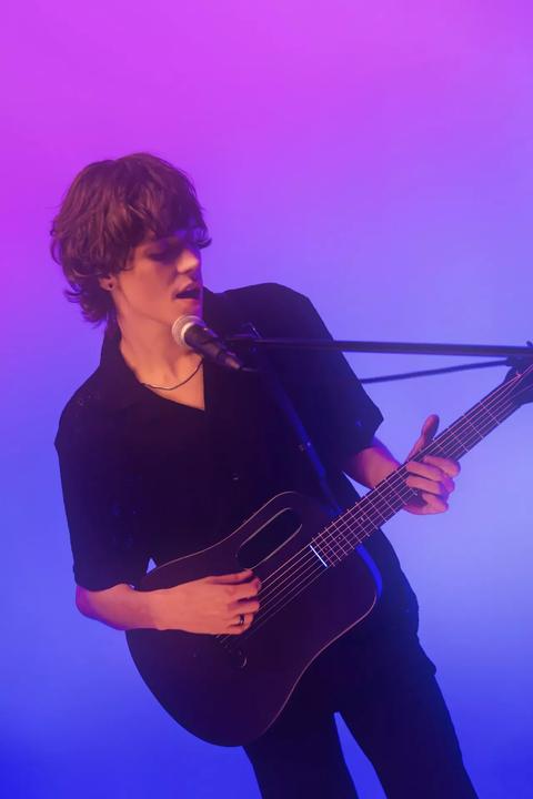 Actual product image Lava Music Guitar Me Air 36 inch Space Black (Acoustic guitar, High pressure laminate (HPL))