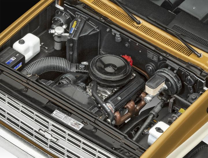 Actual product image Revell Model Set Stranger Things Chevrolet K5 Blazer