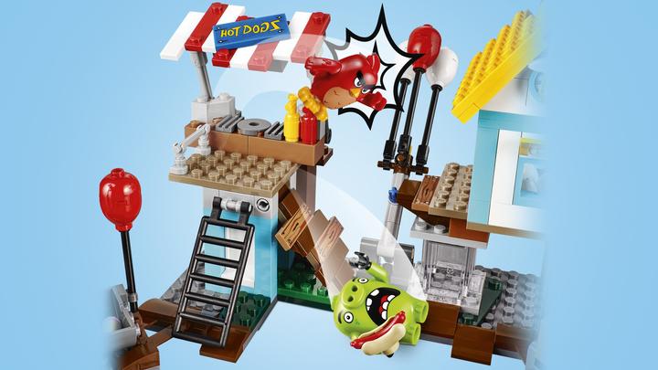 Actual product image LEGO Angry Birds Pig City Teardown (75824)