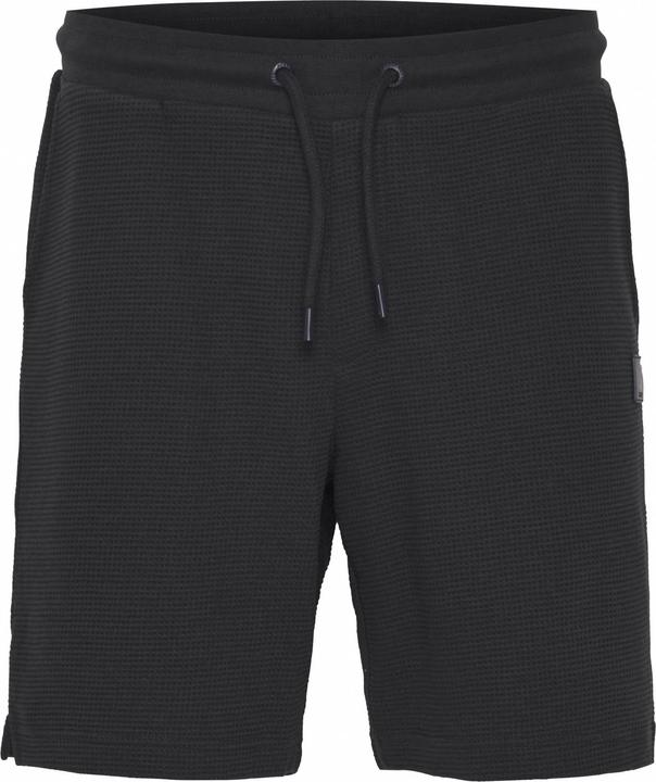 Black (999)