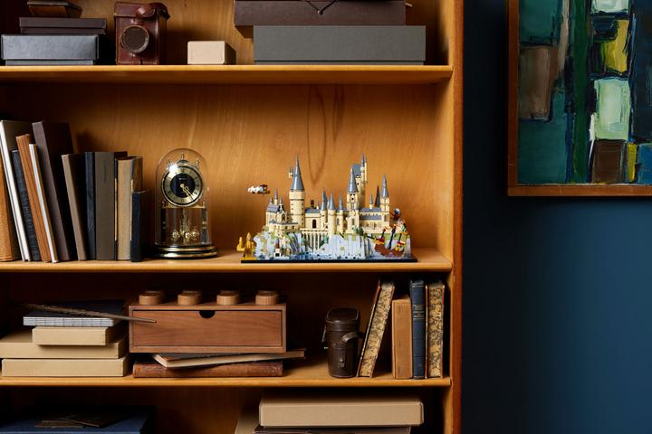 Produktbild LEGO Hogwarts mit Schlossgelände (76419, LEGO Harry Potter)