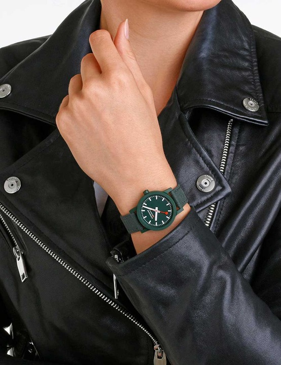 Immagine prodotto Mondaine essence 32 mm (Orologio da polso analogico, 32 mm)