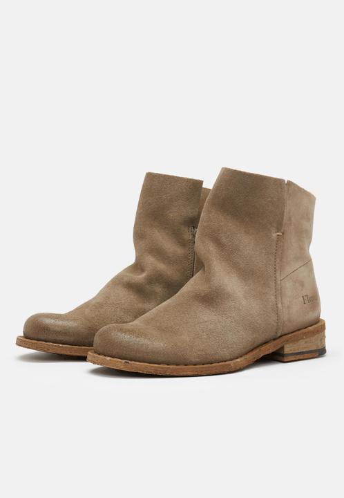 Produktbild Felmini Diese Steifelette von ist aus Veloursleder gefertigt. Sie bietetn eine perfekte Mischung aus (36)