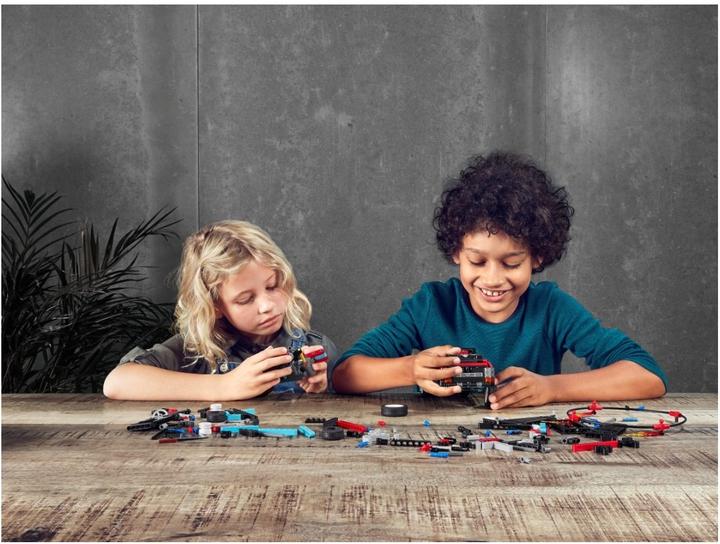 Produktbild LEGO Stunt-Show mit Truck und Motorrad (42106, LEGO Technic)