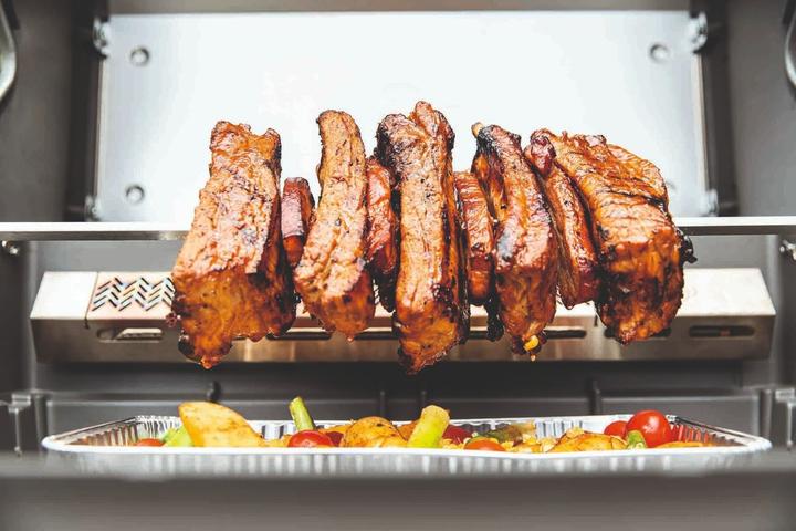 Produktbild Napoleon Rotisserie-Kit für 625