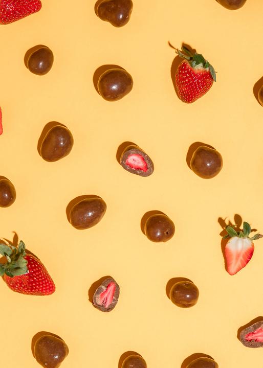 Produktbild KoRo Gefriergetrocknete Erdbeeren in Milchschokolade (1000 g)