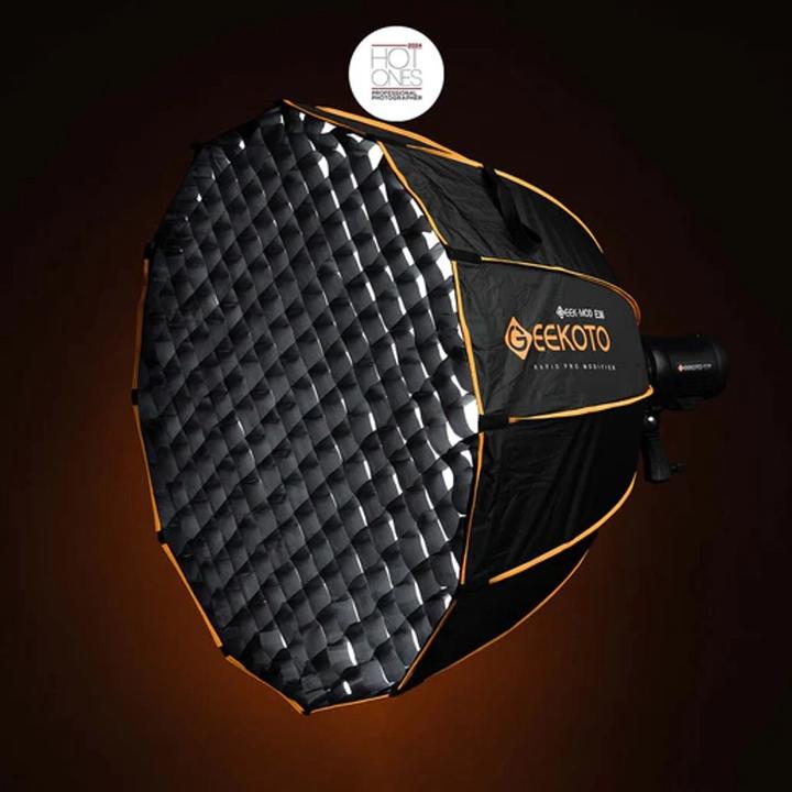 Actual product image Geekoto Quick-Folding Octagon Softbox 36 Wide For Bowen Mount Light (Soft boxes)