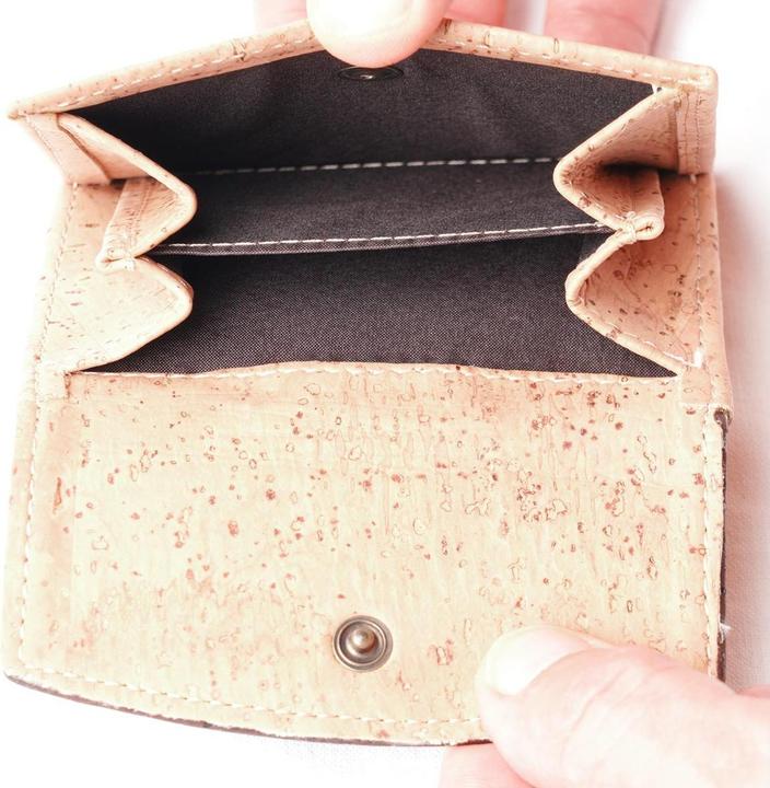 Actual product image Corkcase Classic M wallet in cork
