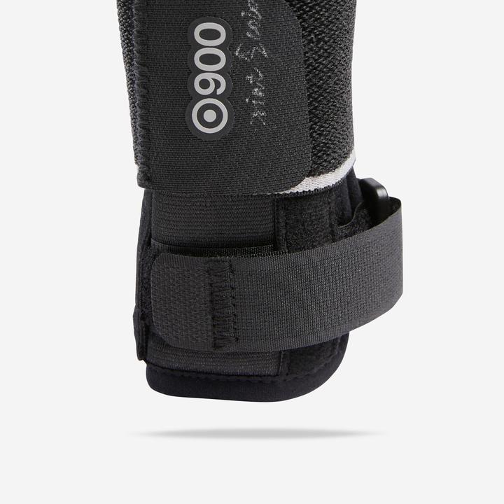 Produktbild Decathlon Level 5 right or left wrist support (2)