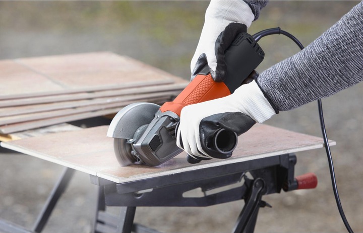 Produktbild Black & Decker Winkelschleifer BEG110 mit Zusatzhandgriff (115 mm)