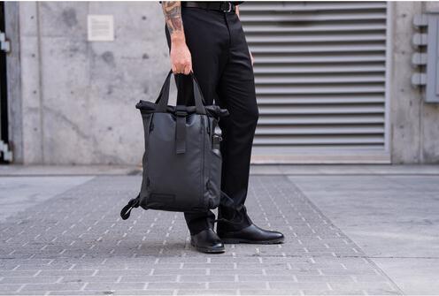 Actual product image Wandrd PRVKE EDC 18L Black (Camera backpack, 18 l)