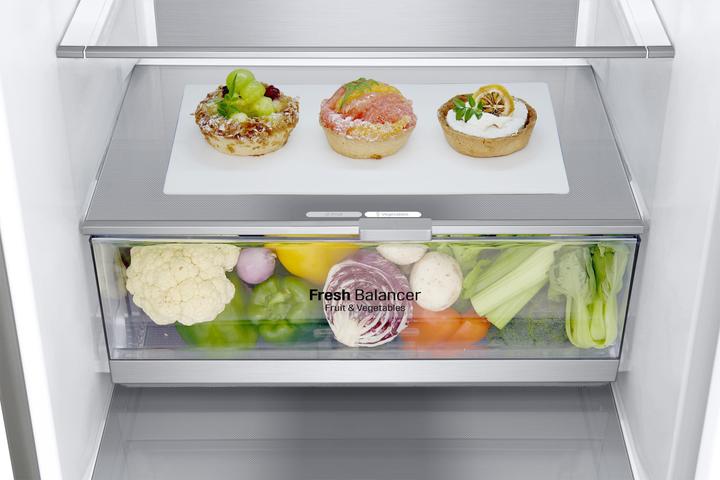 Produktbild LG GBB72NSVCN Kombinierter Kühlschrank, Klasse C, 384L, Weinregal, kein Frost, Edelstahl (419 l)