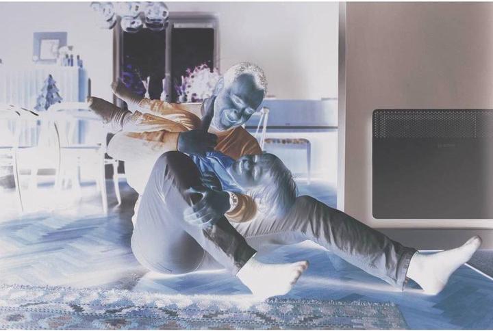 Actual product image Bosch Home Comfort HC400020 Wall convector (2000 W)