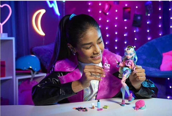 Image du produit Monster High Lagoona Blue Doll With Pet And Accessories (Poupée bleue avec animaux et accessoires)
