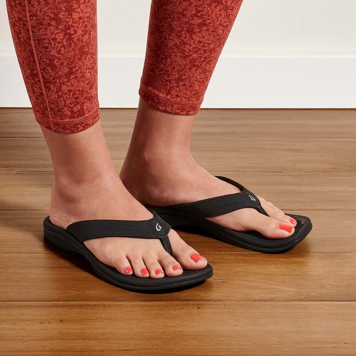 Actual product image OluKai 'OHANA (40)