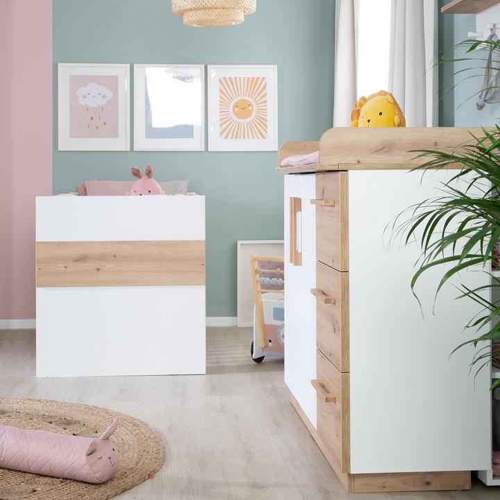 Actual product image Roba Changing unit wide Lion